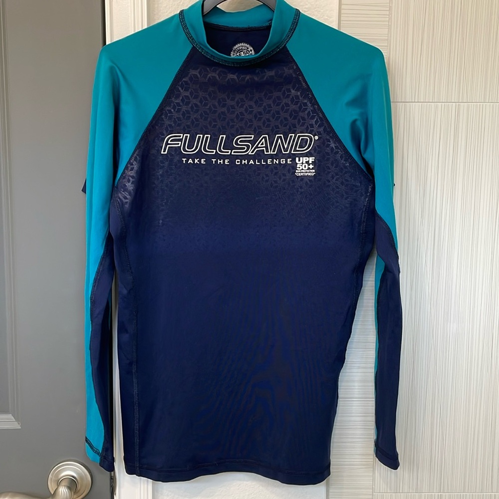 LIKE NEW FULLSAND L/S Rash Guard 50UPF, Size Med